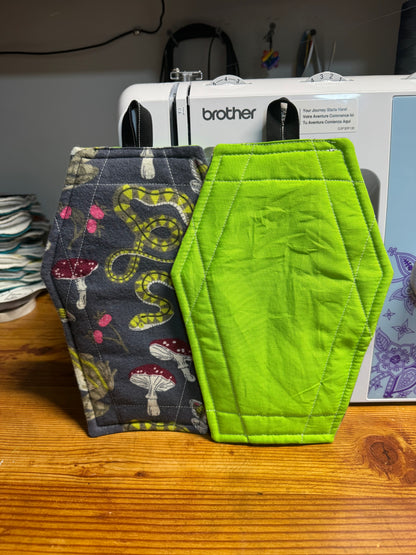 Coffin shaped potholder- frogs n snakes
