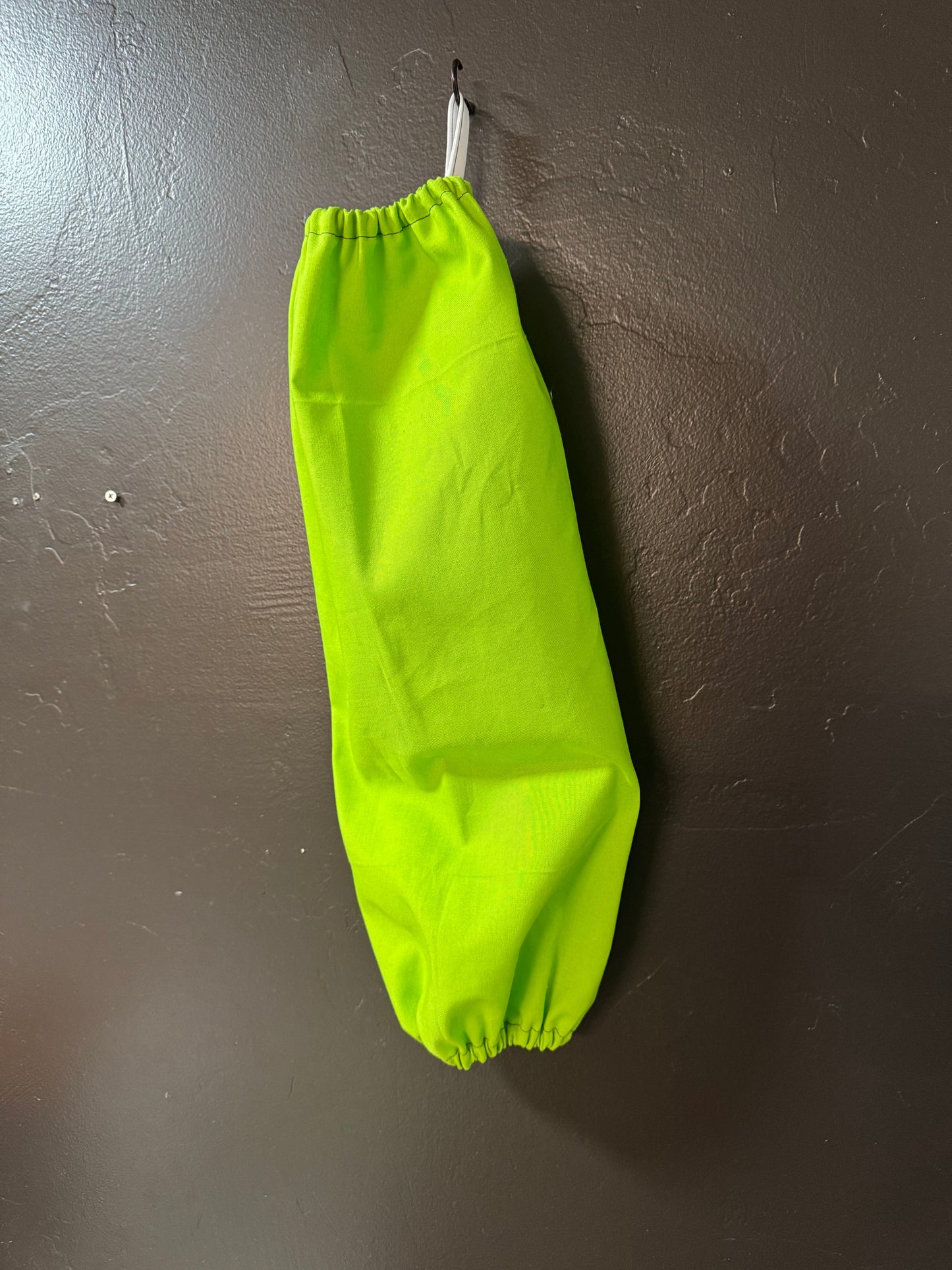Grocery Bag Holder - Green Daisy Print | Fabric Bag Dispenser for Kitchen