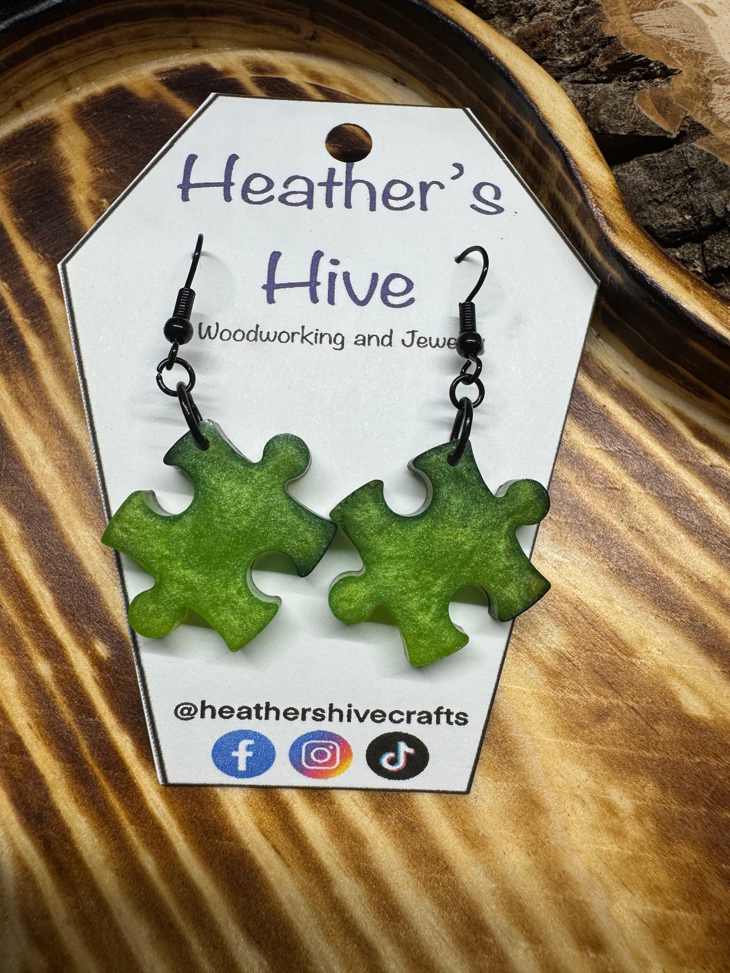 Puzzle piece resin earrings-3