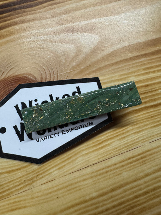 Green with gold hair clip -m