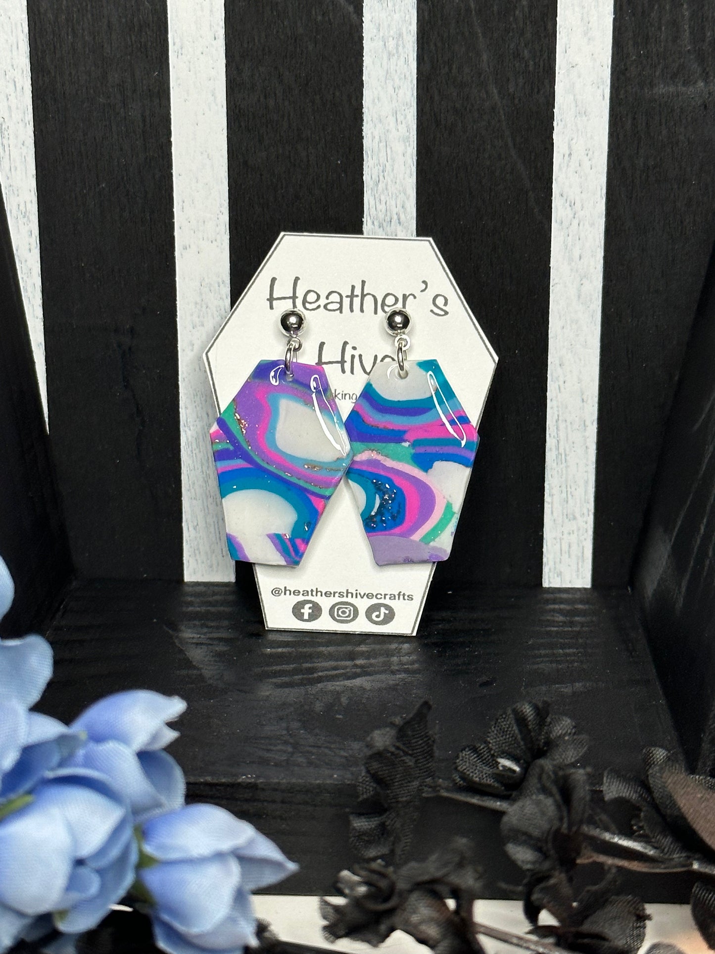 Coffin dangle earrings-sgeo