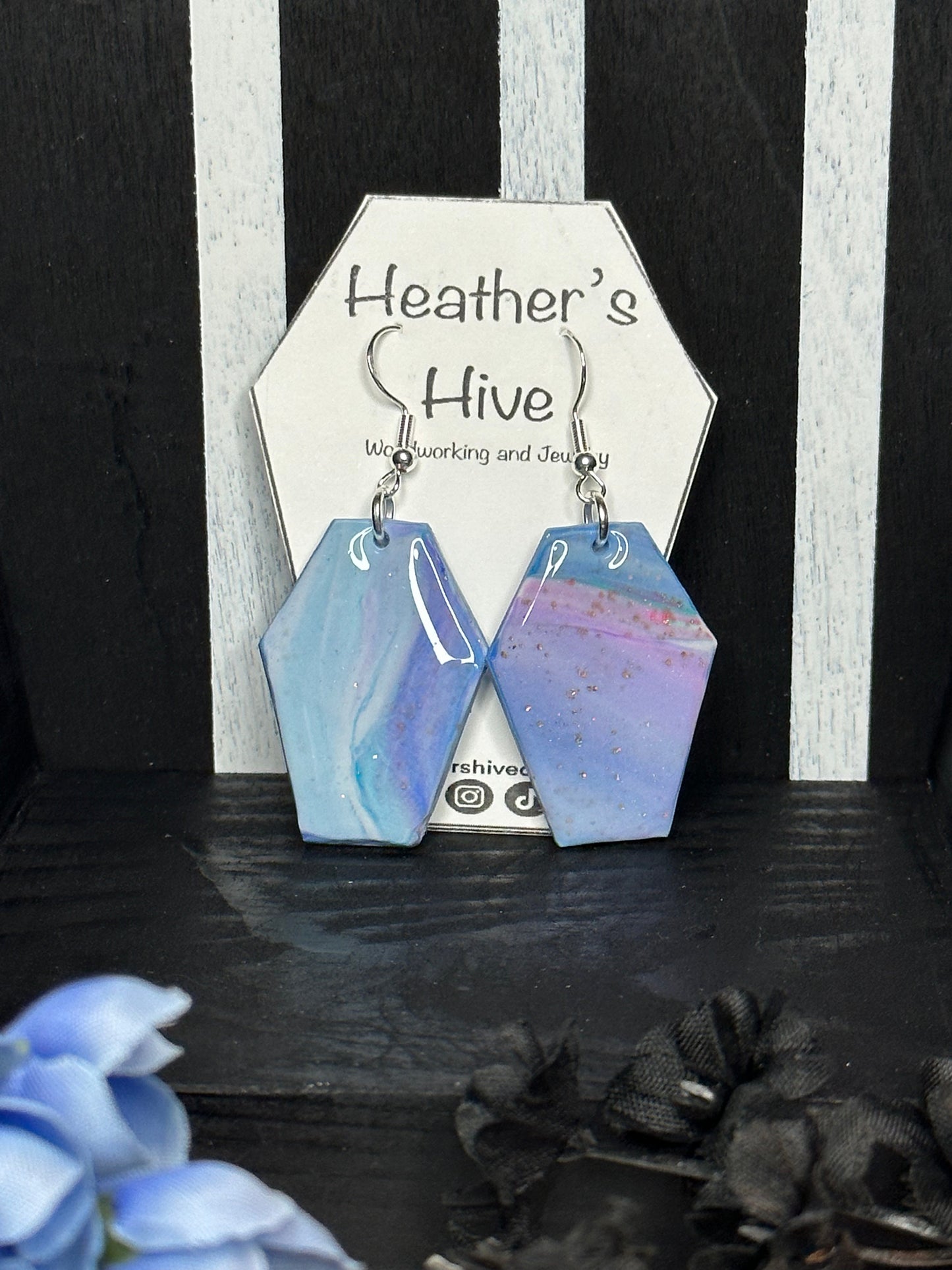 Coffin dangle earrings-pastel