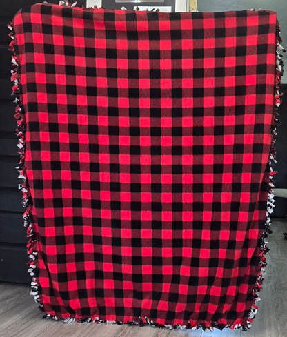 Wildlife red plaid tied blanket